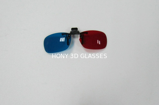 Συνδετήρας στα πλαστικά κόκκινα πράσινα τρισδιάστατα γυαλιά για εικόνα και τον κινηματογράφο βλέμματος την τρισδιάστατη